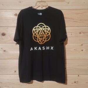 New Era Black and Gold Short Sleeve Tee Size XL 22x29